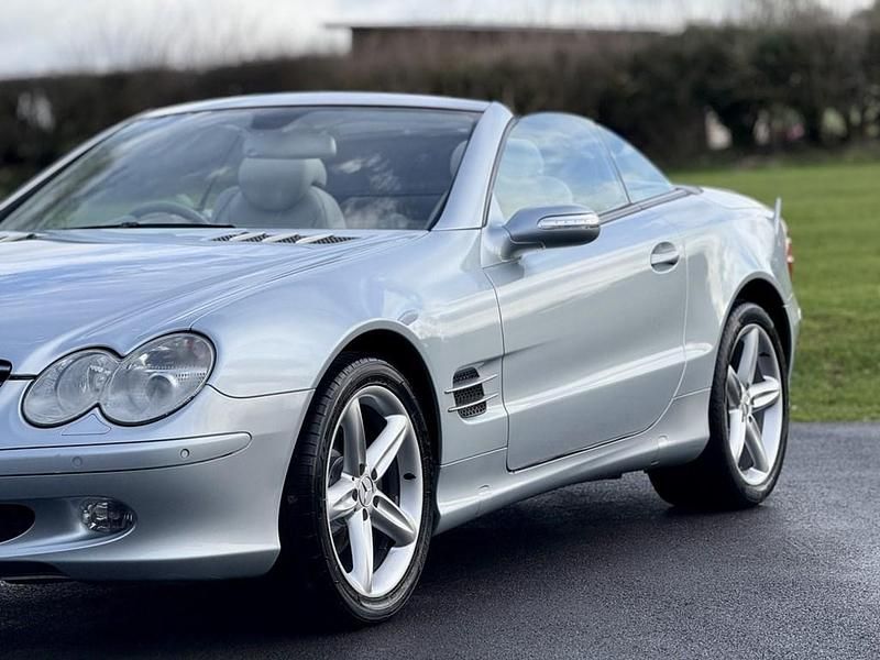 Used Mercedes SL350 245 HP (180 kW) 2005 Silver Cabriolet