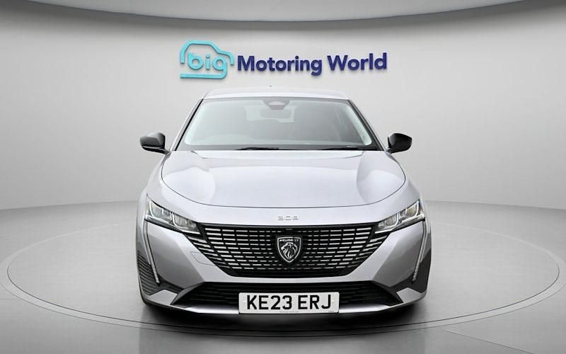 Used Peugeot 308 Allure Premium 131 HP (96 kW) 2023 Grey Hatchback