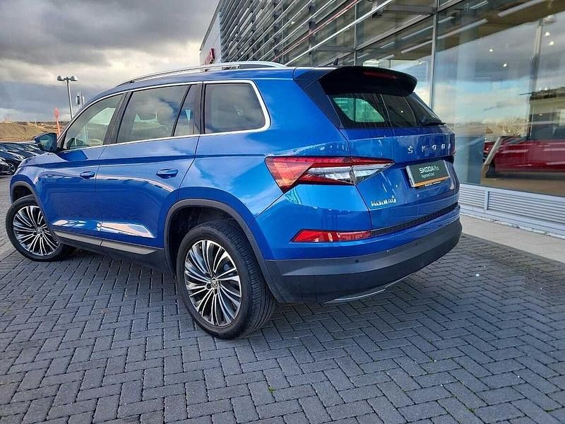 Used Skoda Kodiaq SE L Executive 110 HP (80 kW) 2023 Race blue metallic SUV