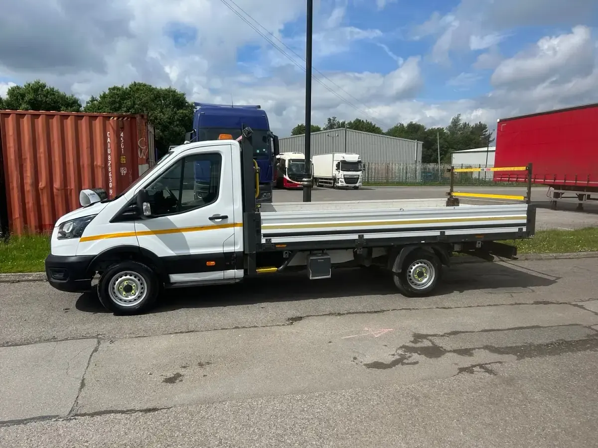 Used Ford Transit 130 HP (95 kW) 2020 White Cabriolet