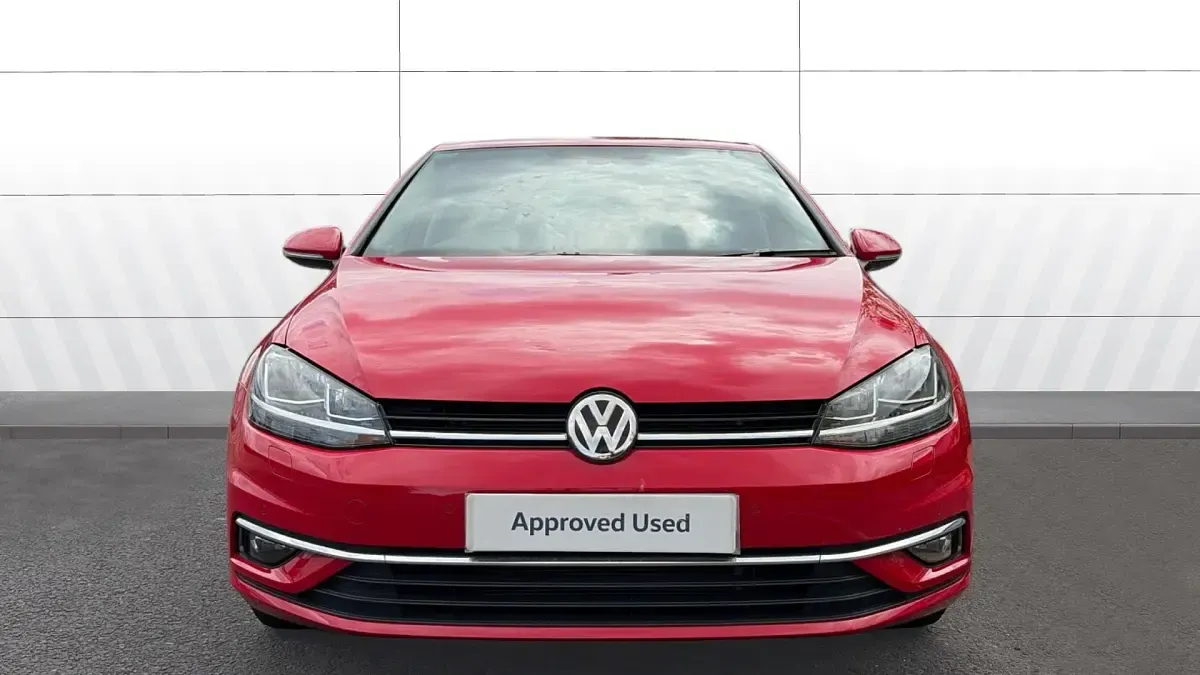 Used VW Golf VII Match 150 HP (110 kW) 2019 Red Hatchback