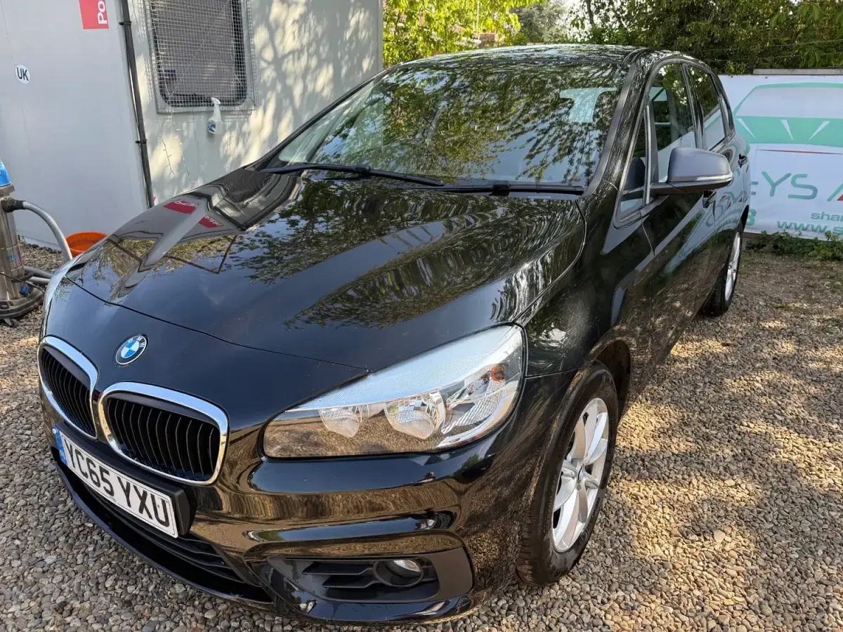 Usado BMW 218 Sport Line 2015 Negro Utilitario