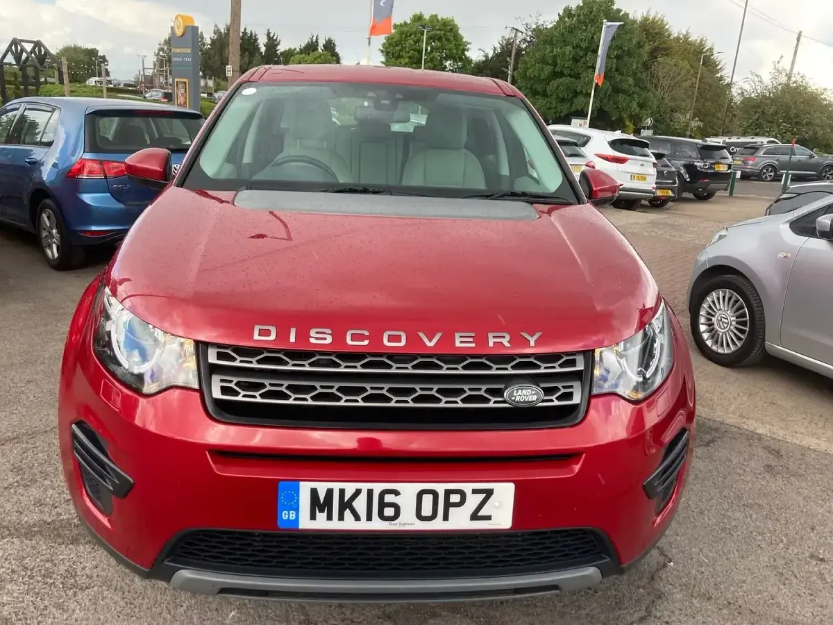 Used Land Rover Discovery Sport SE 150 HP (110 kW) 2016 Red SUV