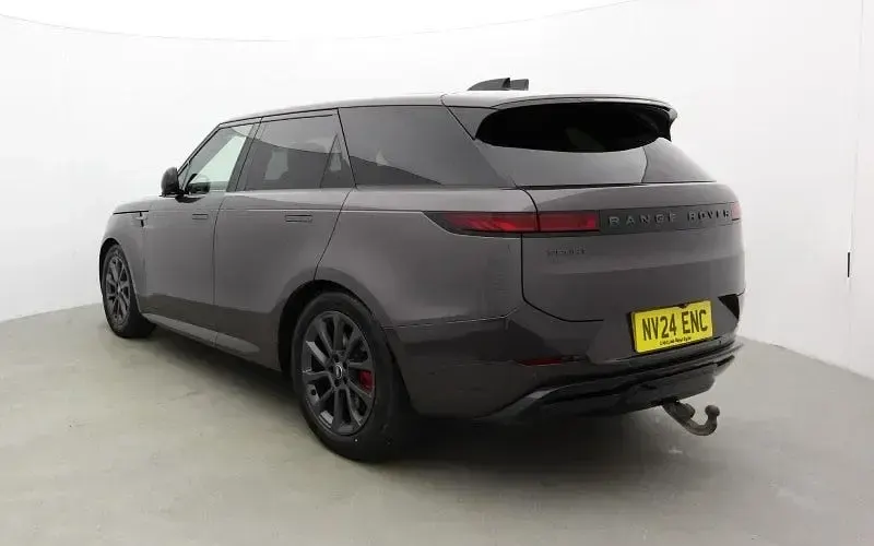 Used Land Rover Range Rover Sport SE Dynamic 300 HP (220 kW) 2026 SUV