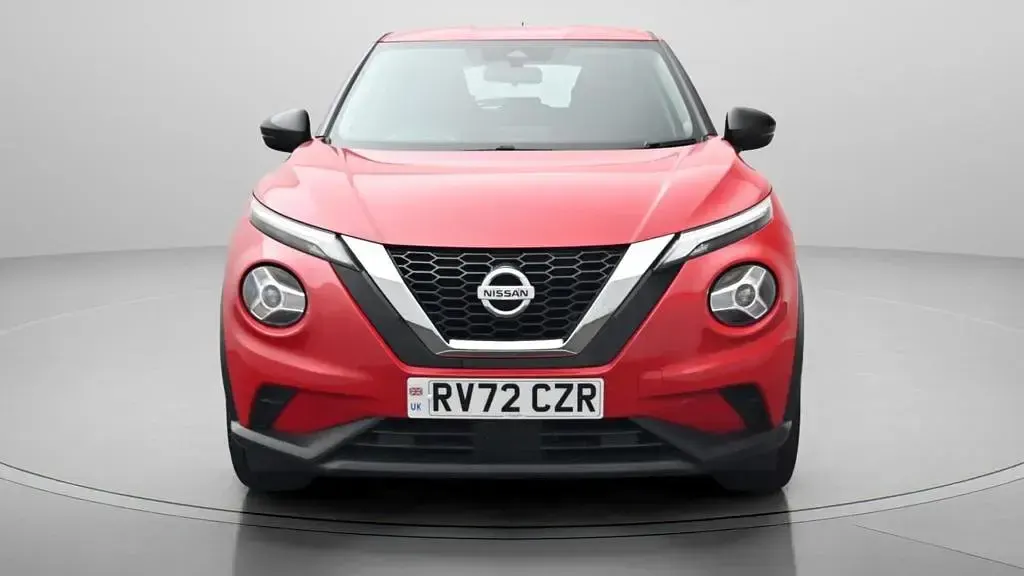 Used Nissan Juke Acenta 114 HP (83 kW) 2022 Red SUV