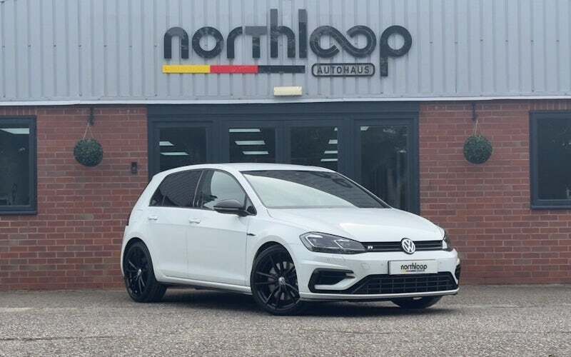 White Used 2019 VW Golf VII R Hatchback | £27,350 (Fair price) - Image 1/4