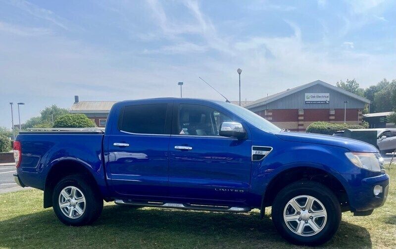 Blue Used 2014 Ford Ranger Limited Pickup | £5,950 (Fair price) - Image 1/4