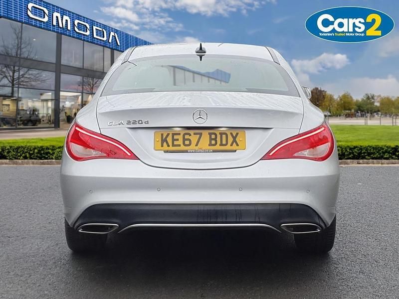 Used Mercedes CLA220 174 HP (127 kW) 2018 Silver Sedan