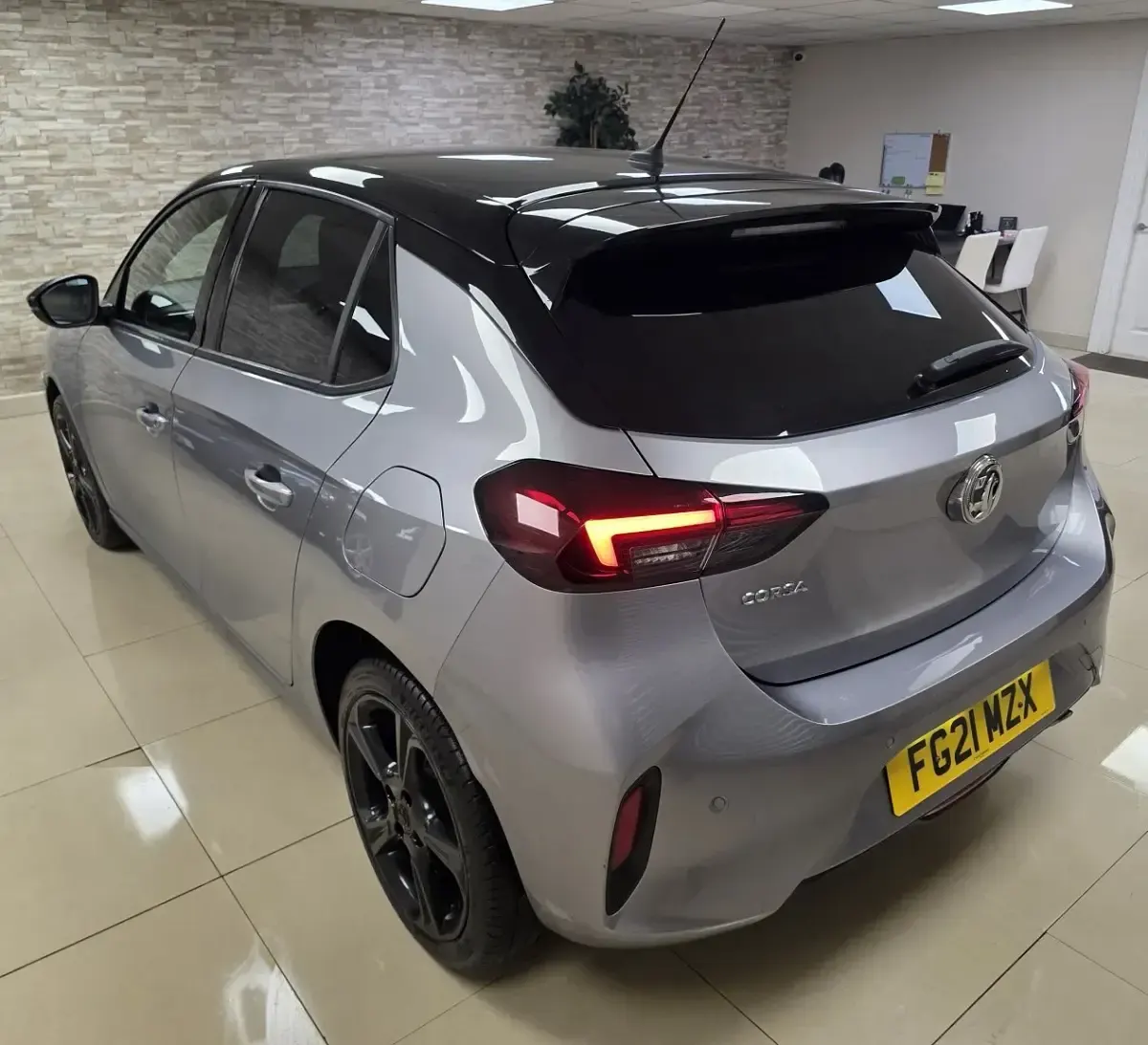 Second-hand Vauxhall Corsa SRi 2021 Gri Hatchback