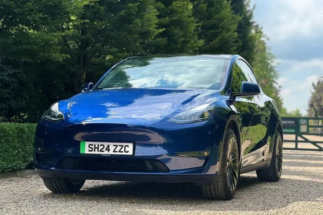 Used Tesla Model Y Long Range AWD 378 kW (514 HP) 2024 Blue SUV