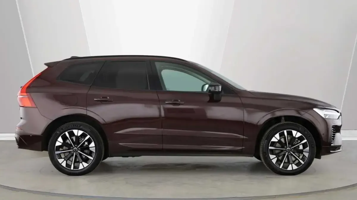 Used Volvo XC60 Ultra 449 HP (330 kW) 2026 Red SUV