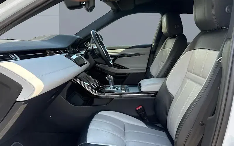 Used Land Rover Range Rover evoque First Edition 182 HP (133 kW) 2019 White SUV