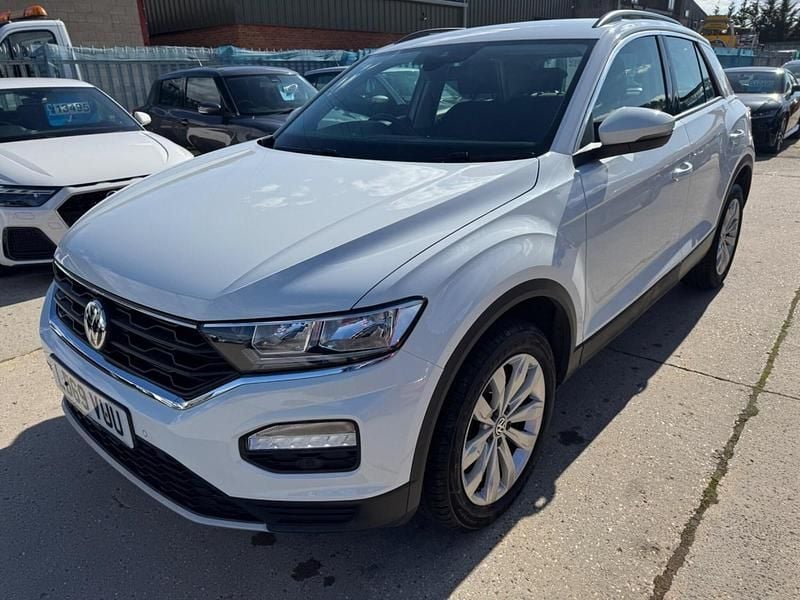 Used VW T-Roc SE 150 HP (110 kW) 2019 White SUV