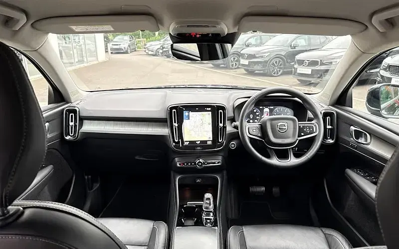 Used Volvo XC40 Inscription 163 HP (119 kW) 2021 SUV