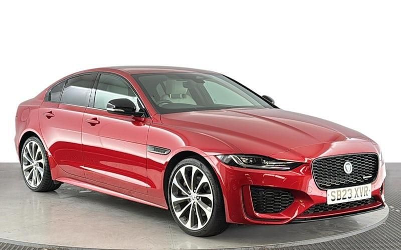 Begagnad Jaguar XE R-Dynamic 204 HK (150 kW) 2023 Sedan