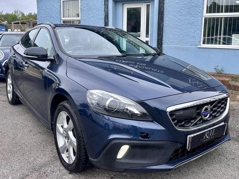 Used Volvo V40 2014 Blue Hatchback
