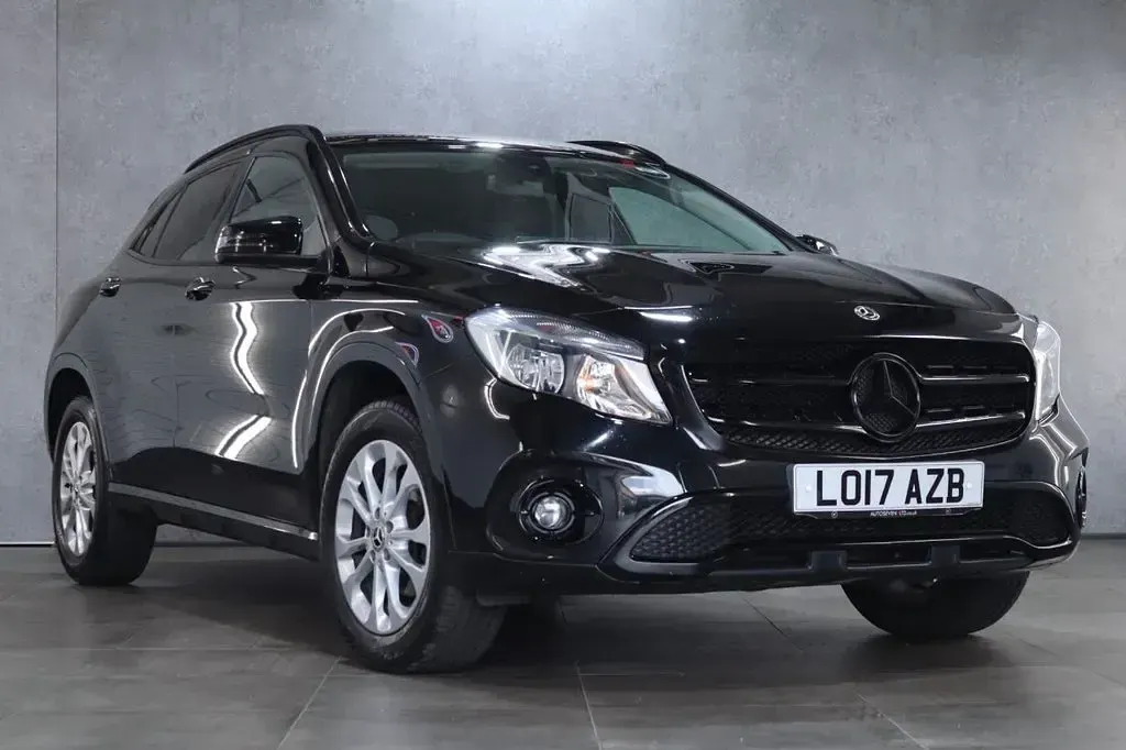 Used Mercedes GLA200 SE 2017 Black SUV