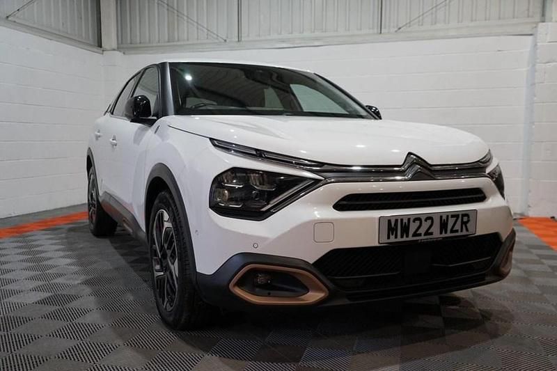 White Used 2022 Citroën C4 PureTech Hatchback | £10,999 (Fair price) - Image 1/1