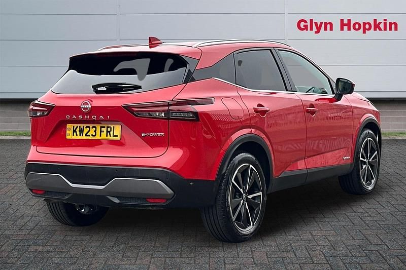 Used Nissan Qashqai Tekna 190 HP (139 kW) 2023 Red SUV