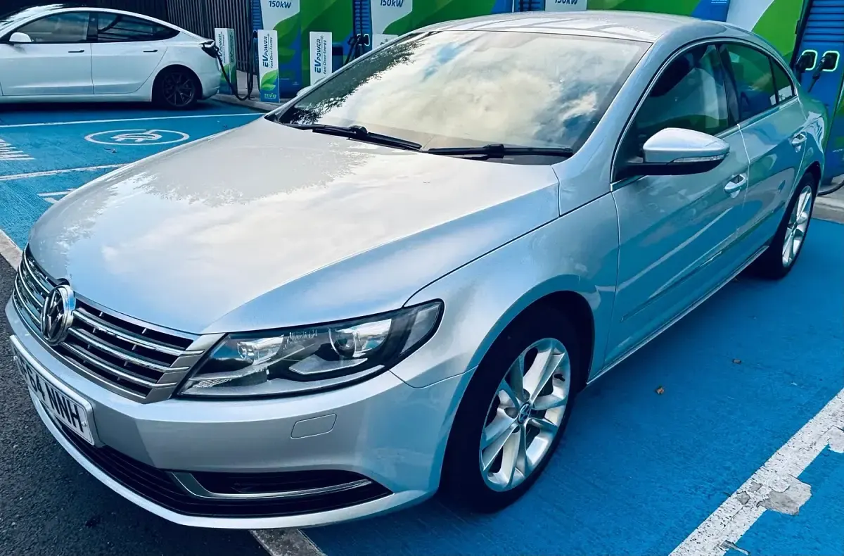 Used VW CC 140 HP (102 kW) 2014 Silver Sedan