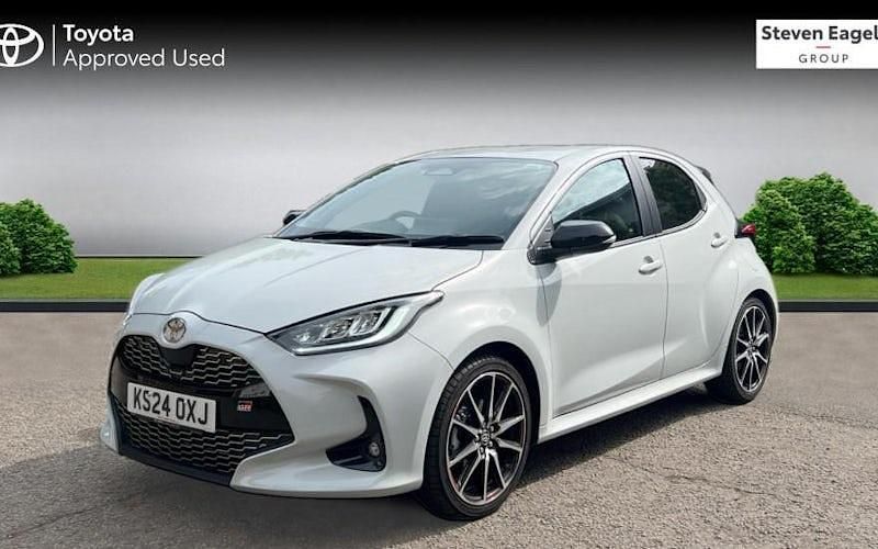 Used Toyota Yaris Hybrid Sport 131 HP (96 kW) 2026 Hatchback