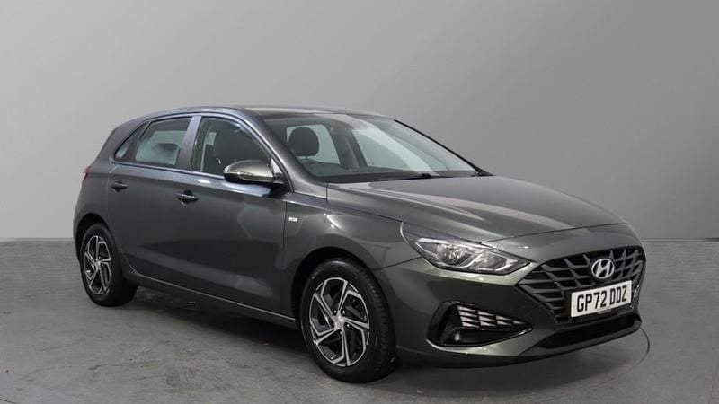 Used Hyundai i30 SE 120 HP (88 kW) 2023 Grey Hatchback