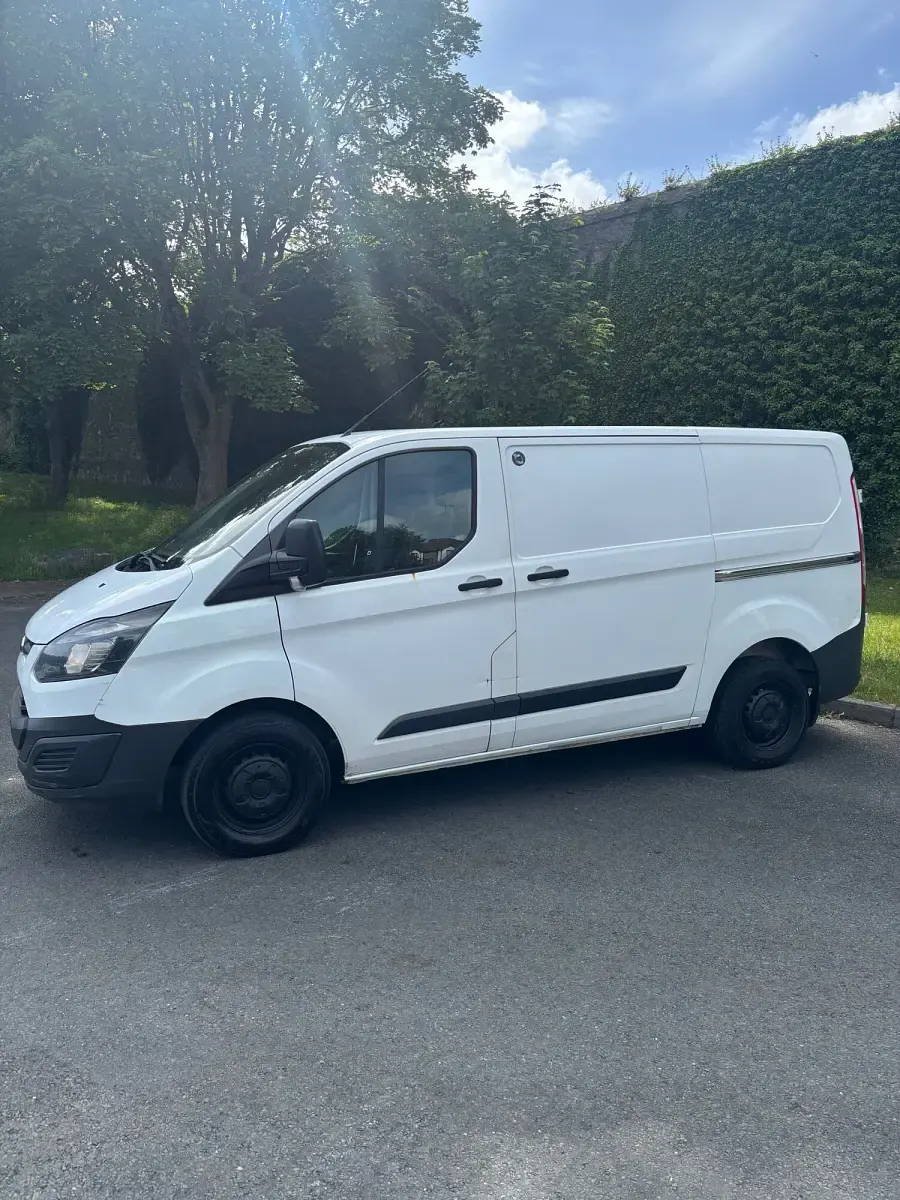 Used Ford Transit Custom 100 HP (73 kW) 2016 White Van