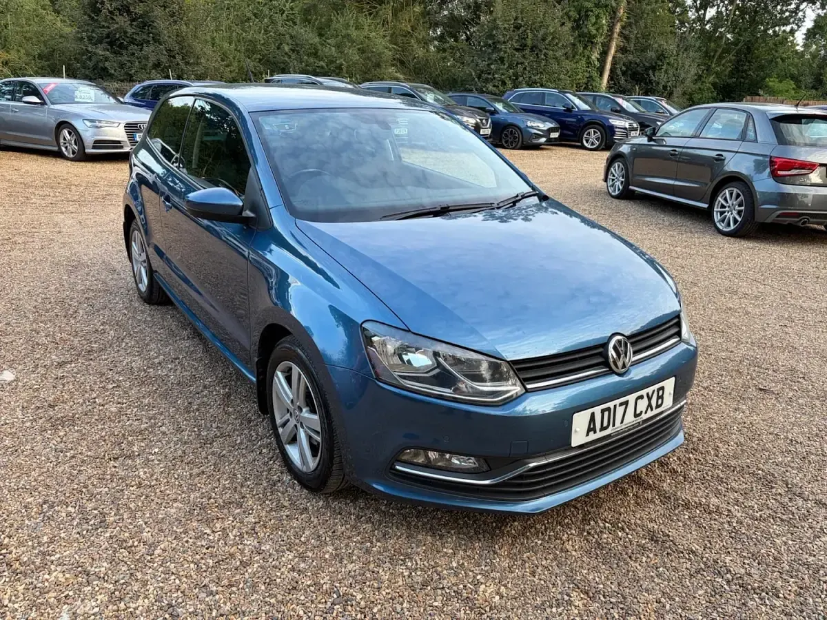 Used VW Polo Edition 90 HP (66 kW) 2017 Blue Hatchback