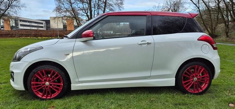 Used Suzuki Swift Sport 136 HP (100 kW) 2016 White Hatchback