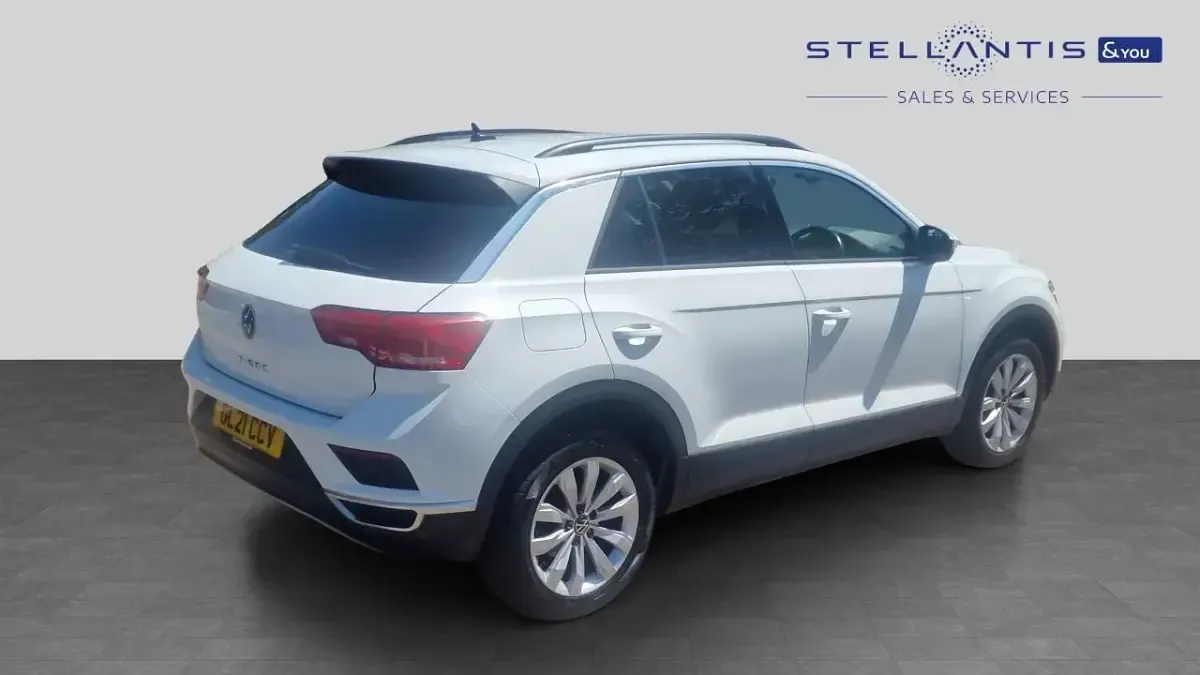 Used VW T-Roc SE 148 HP (108 kW) 2021 White SUV
