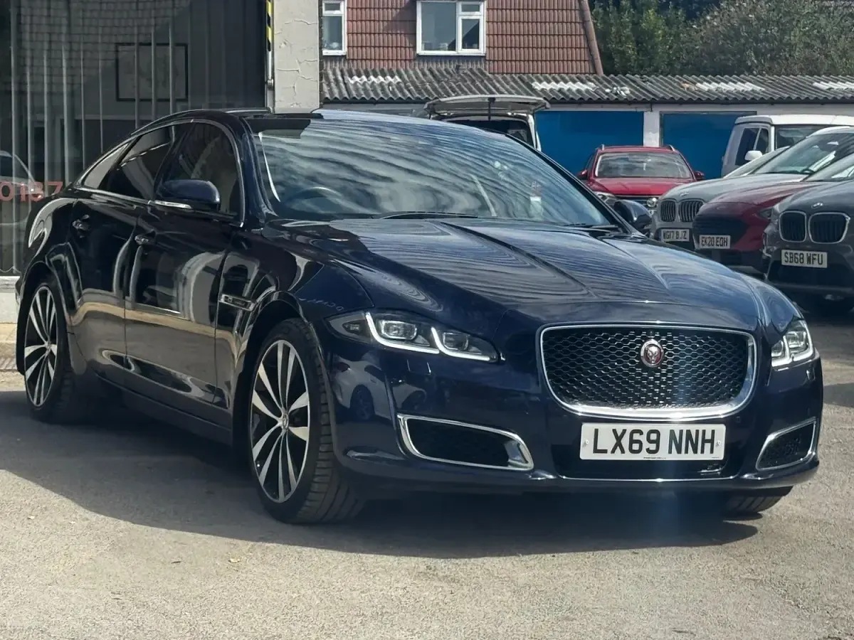 Used Jaguar XJ S 301 HP (221 kW) 2019 Blue Sedan