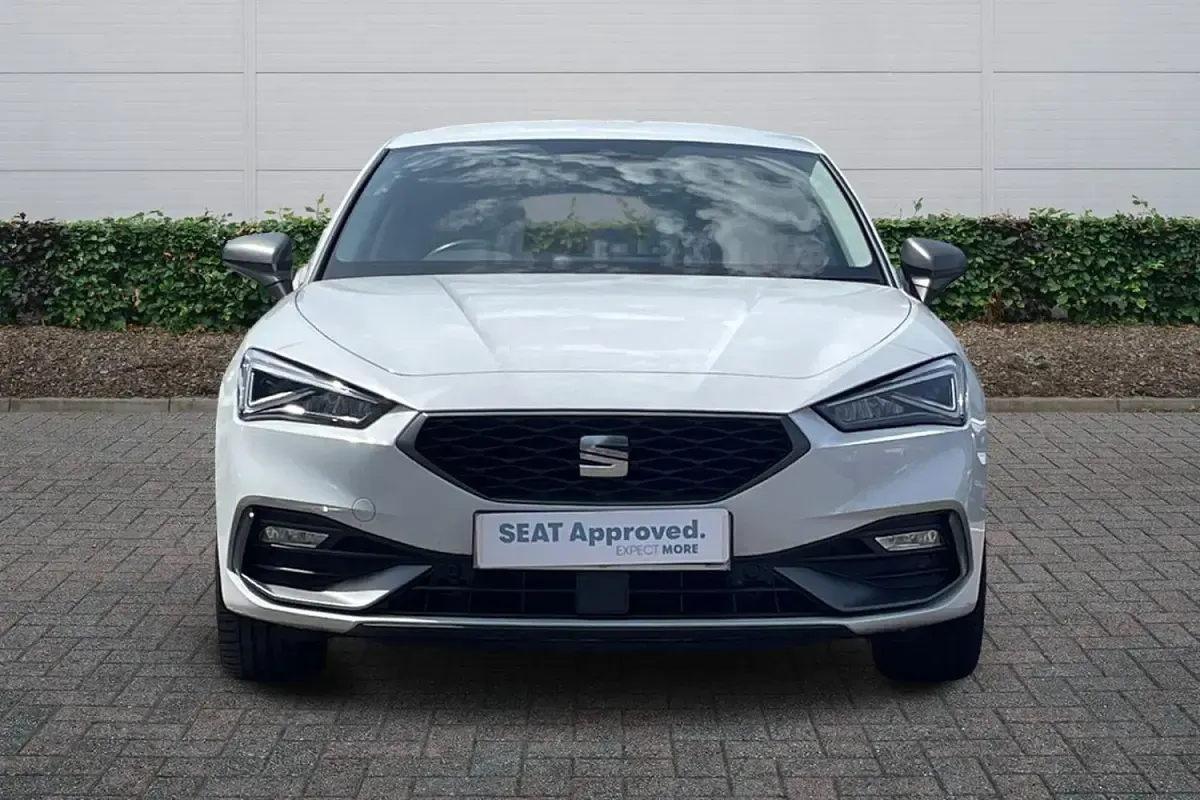 Used Seat Leon FR 2024 White Hatchback