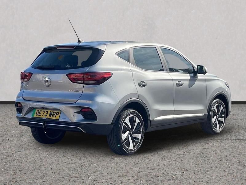 Used MG ZS SE 114 kW (156 HP) 2023 Silver SUV