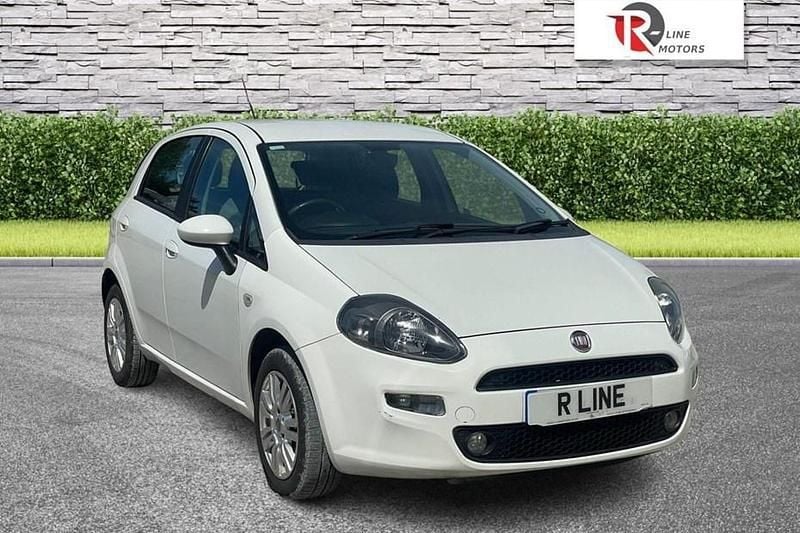 White Used 2012 Fiat Punto Easy Hatchback | £2,395 (Good price) - Image 1/1