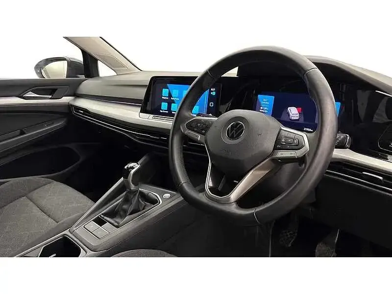 Usado VW Golf VIII Life 130 CV (95 kW) 2022 Gris Utilitario