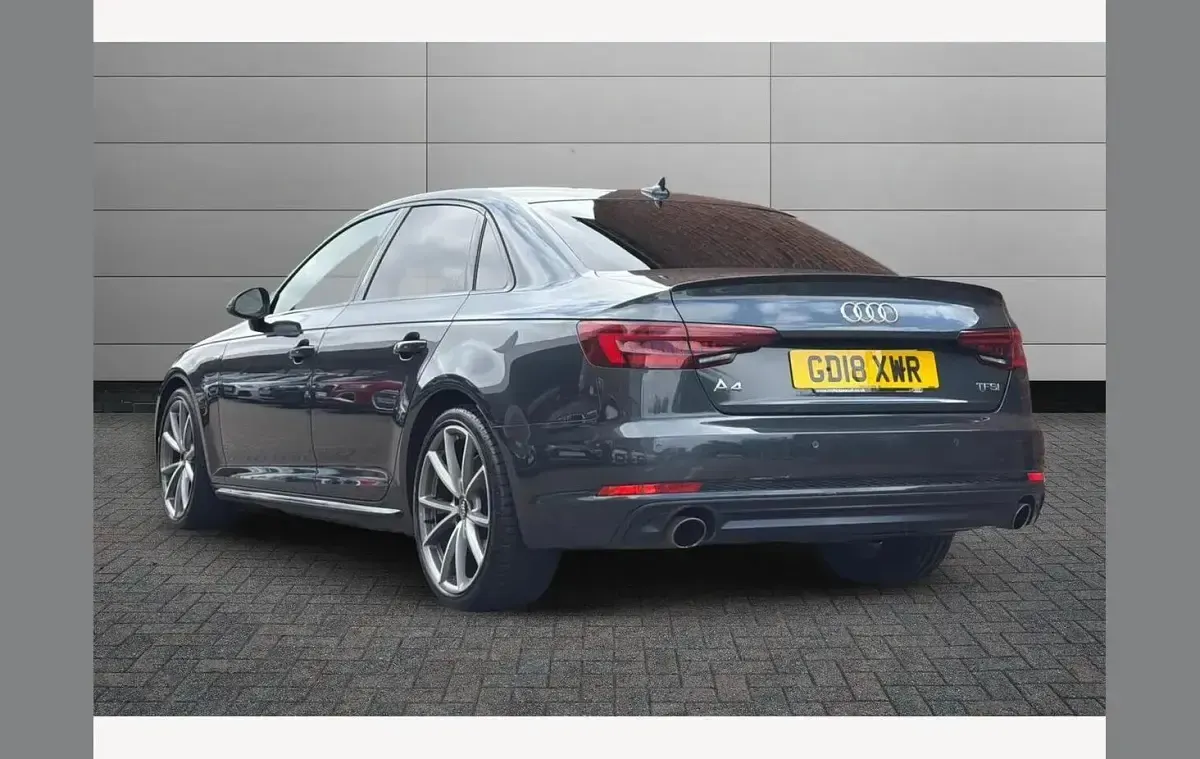 Used Audi A4 Black Edition 190 HP (139 kW) 2018 Manhattan grey Sedan