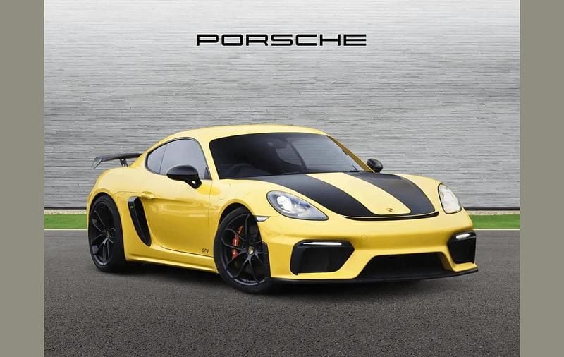 Used Porsche Cayman GT4 414 HP (304 kW) 2021 Yellow Coupe