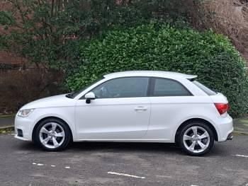 Used Audi A1 Sport 95 HP (69 kW) 2017 White Hatchback