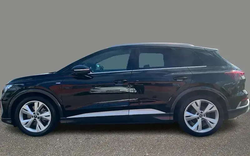 Used Audi Q4 e-tron S-Line 150 kW (204 HP) 2023 SUV
