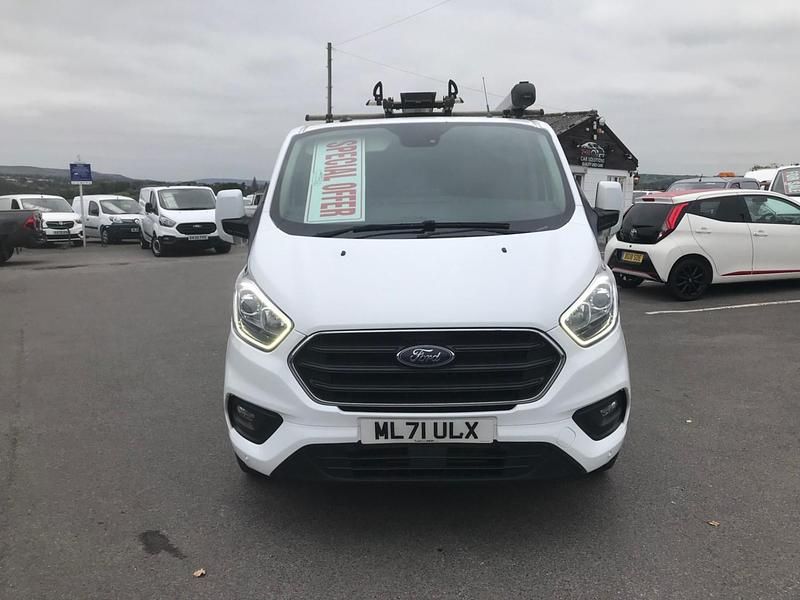 Used Ford Transit Custom Limited 130 HP (95 kW) 2021 White Van