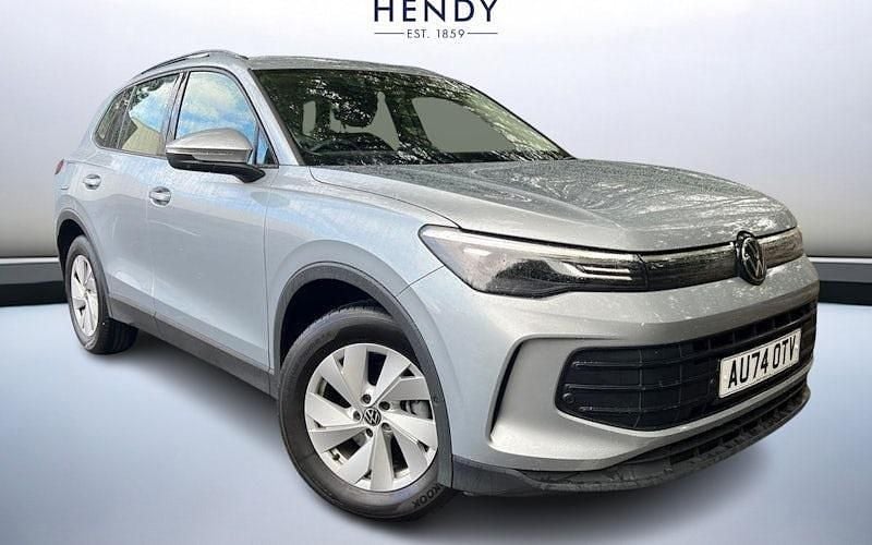 Used 2025 VW Tiguan SUV | £25,999 (Good price) - Image 1/4