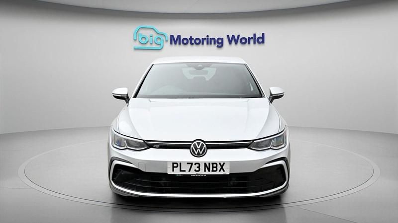 Used VW Golf VIII R-line 150 HP (110 kW) 2023 Silver Hatchback