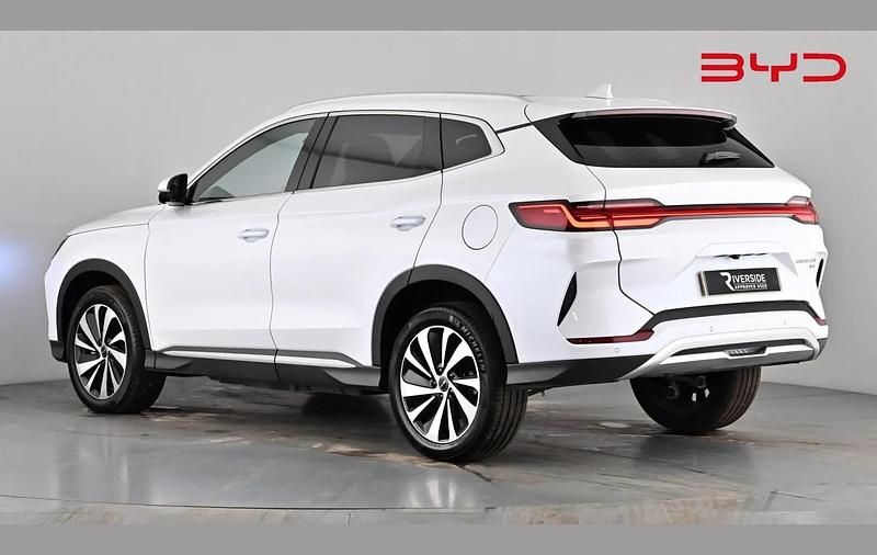Used BYD Seal U Boost 214 HP (157 kW) 2025 White SUV