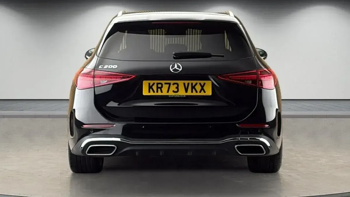 Usado Mercedes C200 AMG line 2023 Preto Carrinha