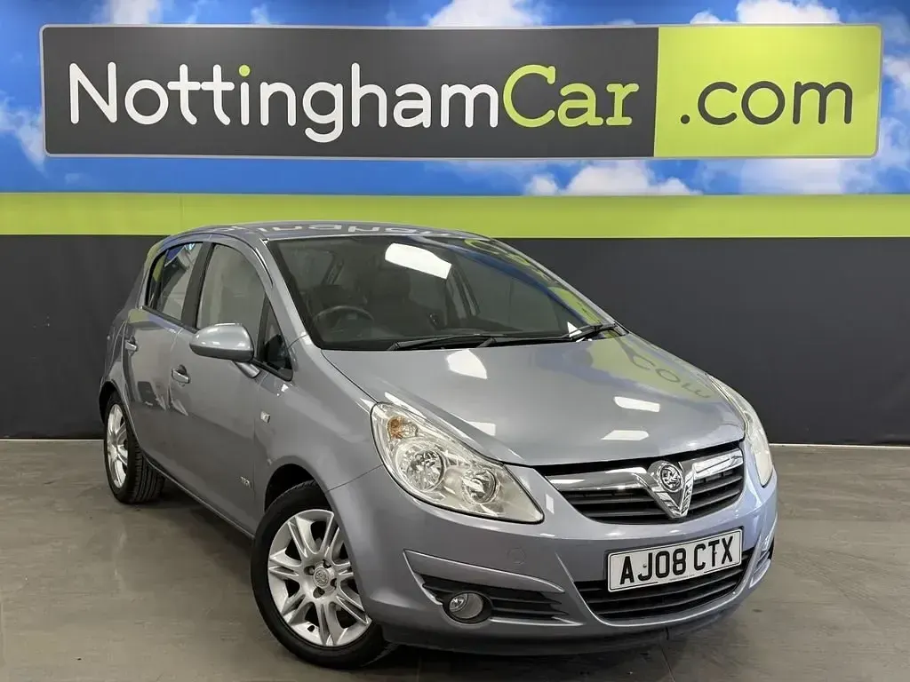 Używany Vauxhall Corsa Design Edition 89 KM (65 kW) 2008 Srebrny Hatchback