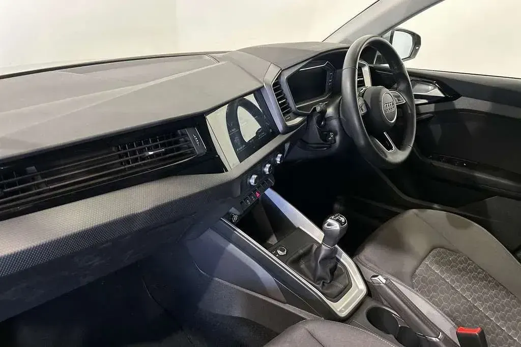 Used Audi A1 Sport 94 HP (69 kW) 2021 Grey Hatchback