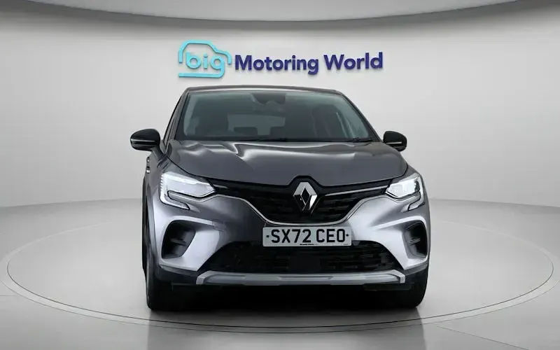 Used Renault Captur Evolution 143 HP (105 kW) 2023 Grey SUV