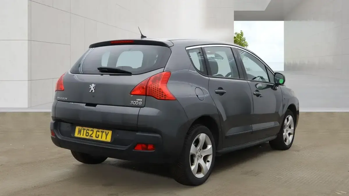 Used Peugeot 3008 Active 112 HP (82 kW) 2012 Grey Estate