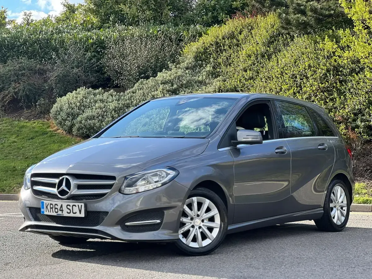 Used Mercedes B180 SE 2015 Grey Hatchback