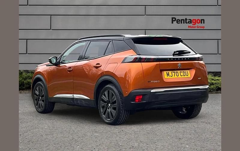 Used Peugeot e-2008 GTi 100 kW (136 HP) 2020 Orange SUV